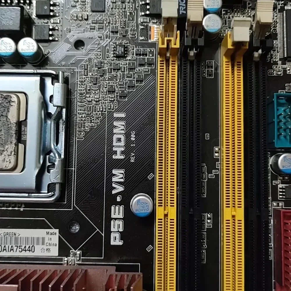 VoltSP5E-VM MATX Motherboard LGA775