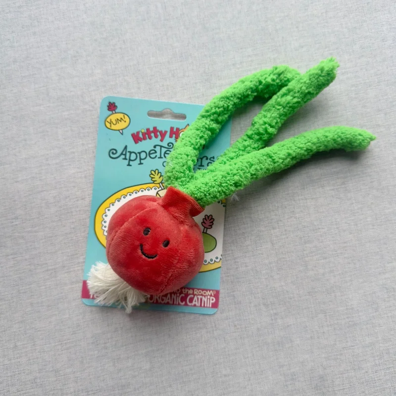 Plush durable sound-making dog toy with built-in catnip for boredom relief and self-entertainment, cat toy