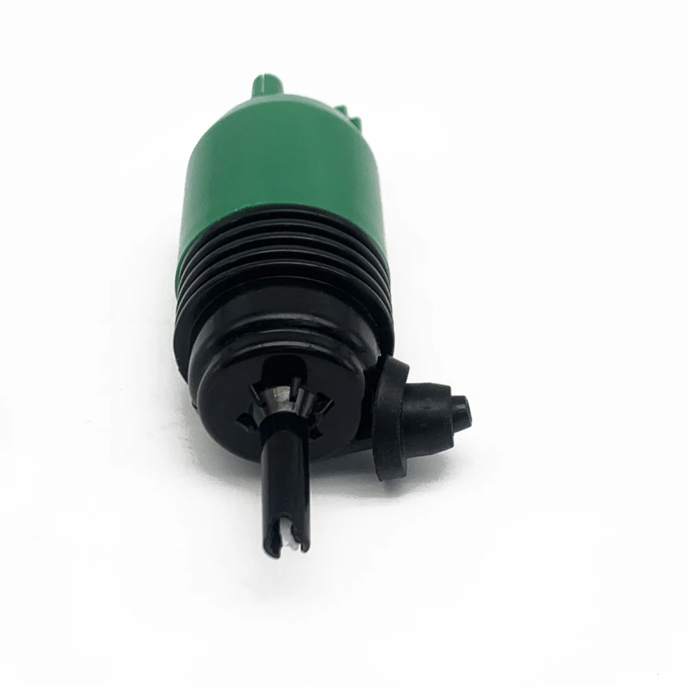OE: 84518405 23140706 22873154 84518402 Rear Windshield Washer Pump Connector Plug For GM Tahoe Yukon Buick Envision 2016-2020