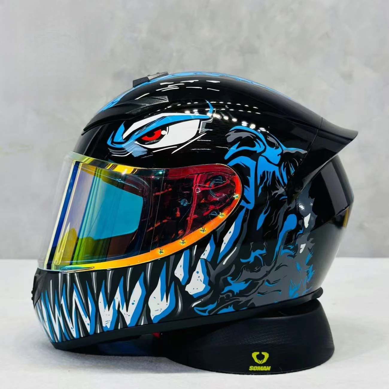 Grey Wolf Full Face Motorcycle Helmet DOT Certified with Vibrant Colors and Cool Graphics Perfect for Starting Riding Journey