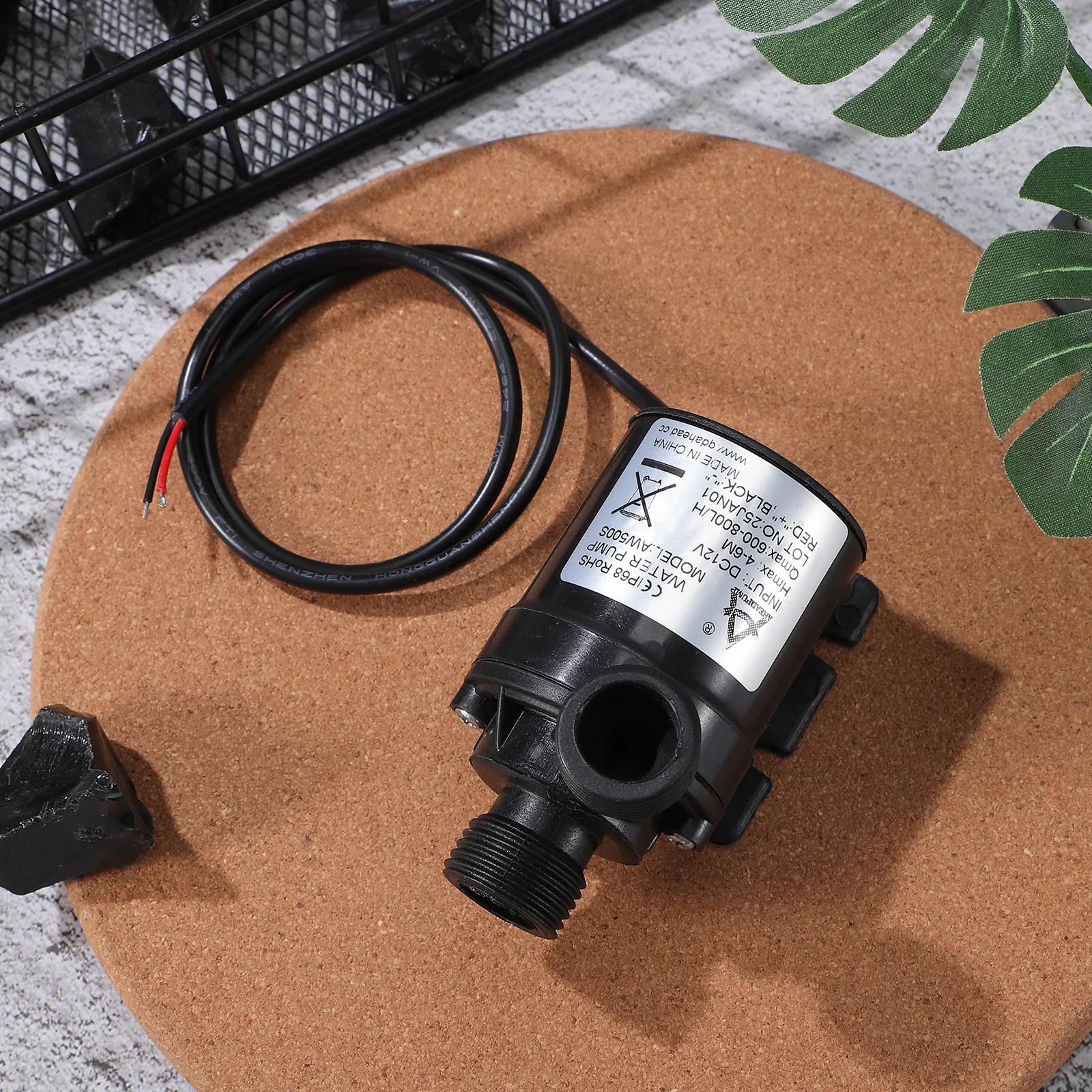 ปั๊มน้ำใต้น้ำ 12V DC 800 ลิตร/ชม. 5 เมตร มอเตอร์ไร้แปรง สำหรับตู้ปลา น้ำพุ สระน้ำ ระบบหมุนเวียนพลังงานแสงอาทิตย์ บ่อเล็ก