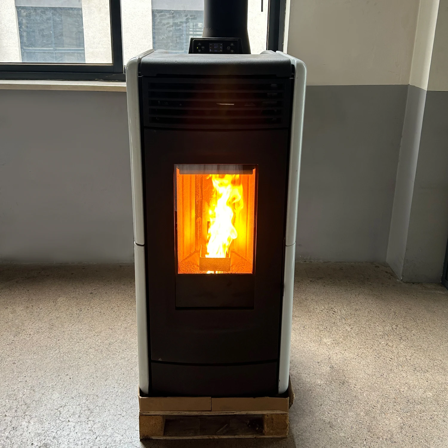 

KF1201A European Style 90% High Efficiency Cast Iron Freestanding Pellet Stove Fireplace with WiFi Panel for Living Room Office