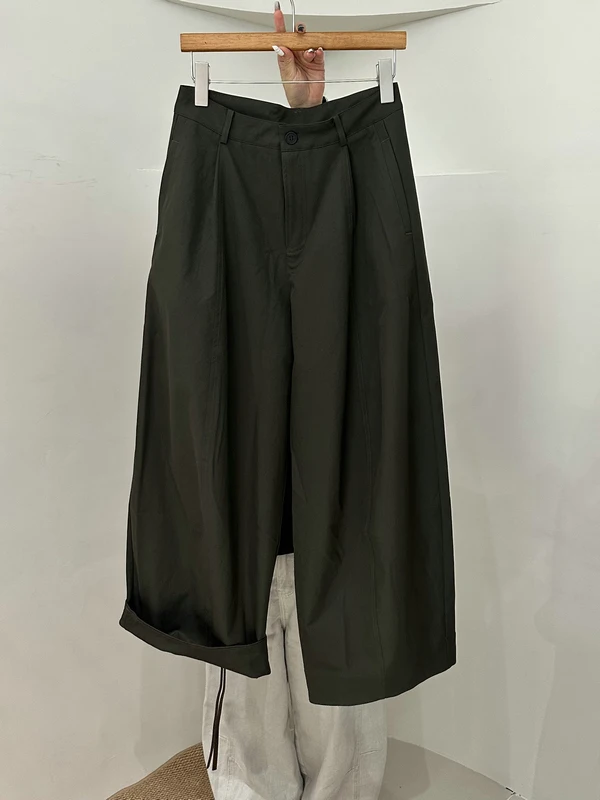 

Элегантные повседневные женские брюки прямого кроя: весенняя мода, простой дизайн, треугольные карманы, свободные, в пол.