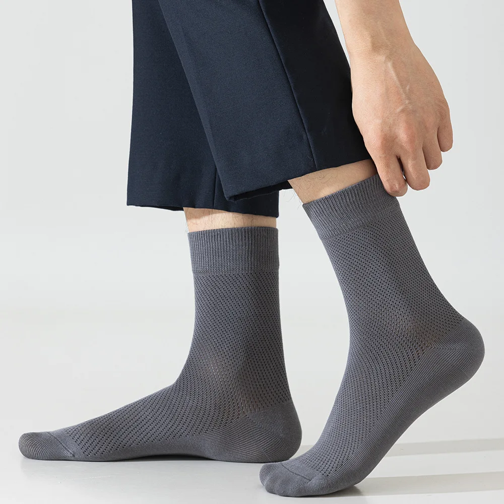 

Men's Socks Hollow Out Thin Breathable Cotton Medium Tube Socks Men Business Male Solid Color Black White Gray Long Socks Gifts