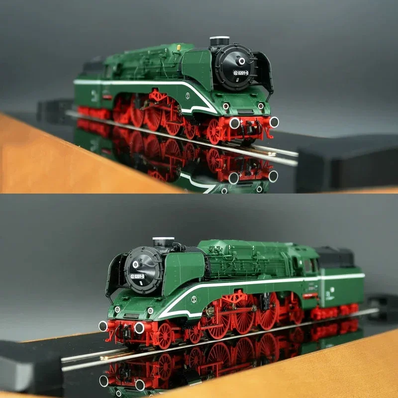 ROCO Train Model HO 1/87 70202 Green Butterfly BR18 BR02 Steam Locomotive DC/DCC Version Optional Rail Car Toy