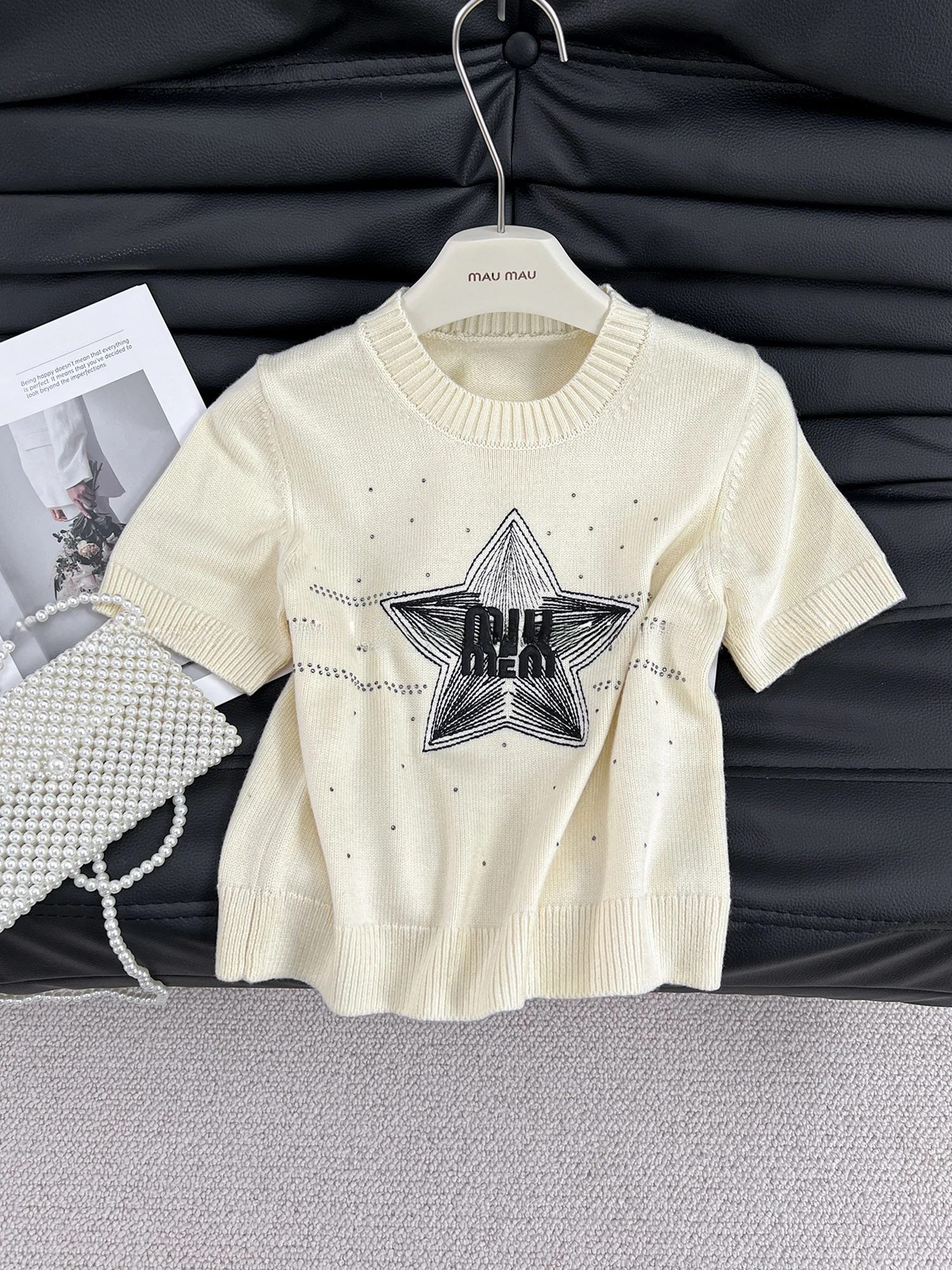 

Faionable Summer ort Sve T-irt Embroidered round Ne Knitwear Casual Sle Slimming Star Pattern Women's Top