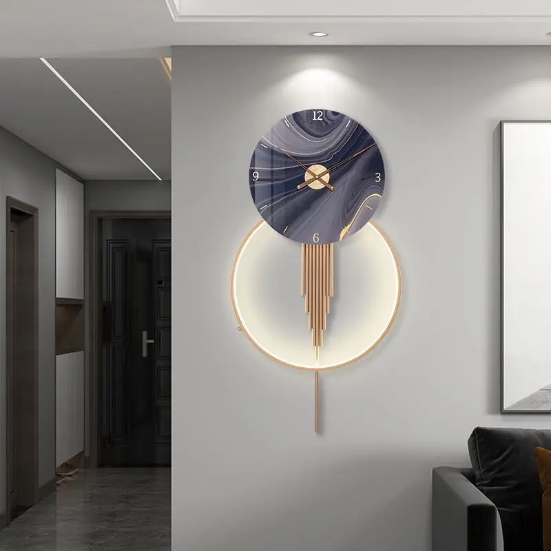 Modern Light Luxury Wall Clock Home Creative Decorative Wall Watch