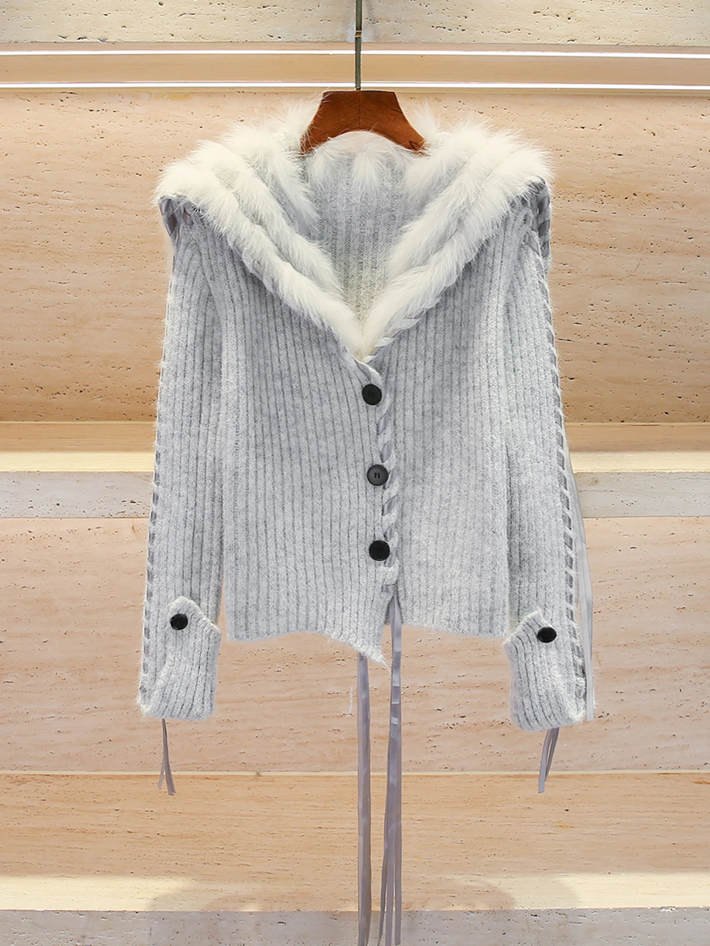 

High-End Women's Knitted Cardigan Sweater with Fur Collar And Belt French Sle Medium Softn Long Sve ort Length