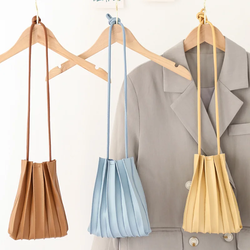 Korean Version Simple Pleated Mini Mobile Phone Bag Casual Soft Leather Cross Body Shoulder Messenger Bag