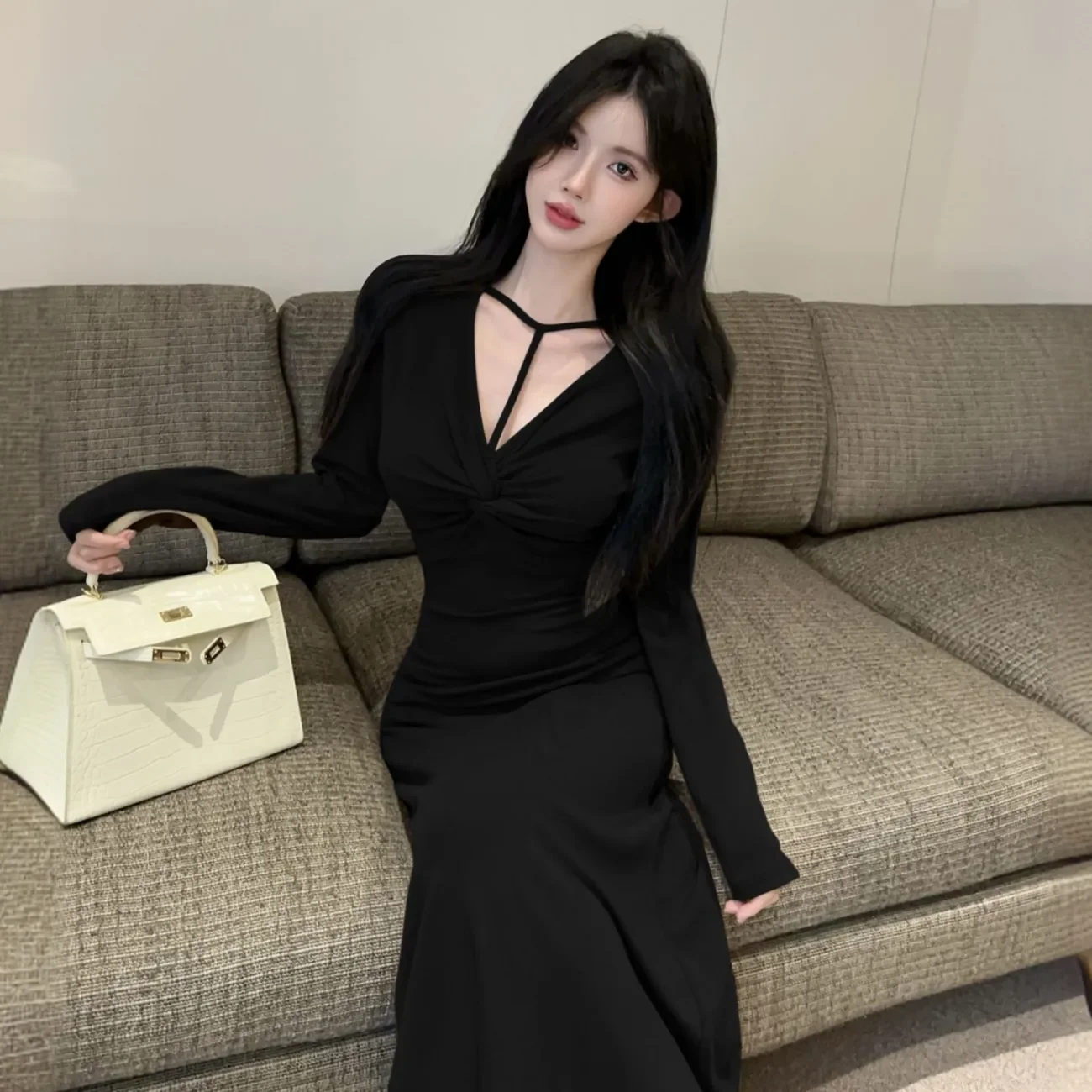 Robes à manches longues femmes robe tricotée femme automne Modal grisâtre bleu demi-col roulé smockage plissé ceinture Preppy Chic