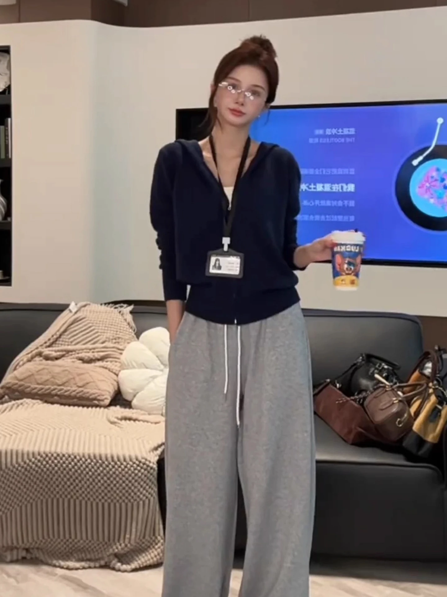 見事な Zao Ruosi Qing カラーフード付きニットジャケット女性の秋冬レイジースレジッパートップ暖かさを発するオルトカーディガン