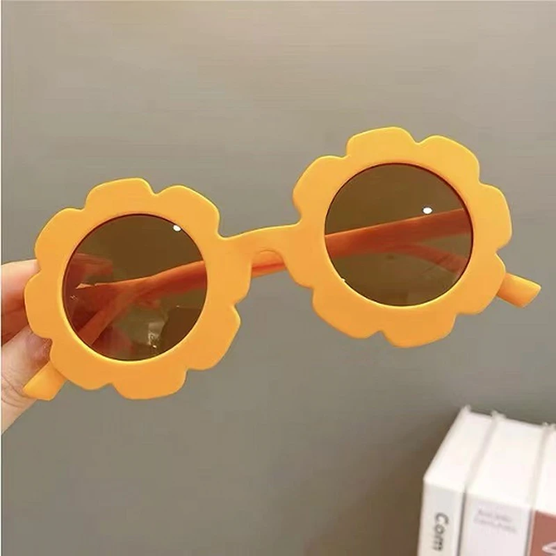 Children\'s Sunglasses Multi color Optional Children\'s Sunglasses Cute Sunflower Glasses Straight