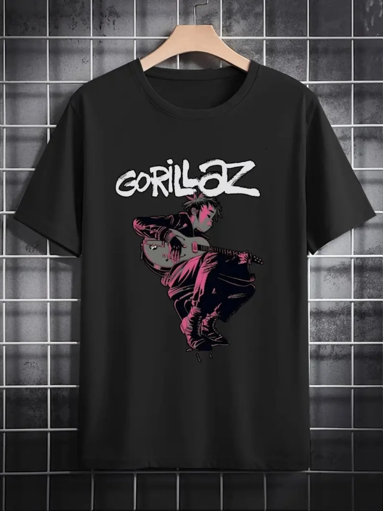 

Мужская черная футболка с рисунком рок-группы Gorillaz — повседневная уличная футболка с короткими рукавами и ярким принтом музыканта, удобный рег
