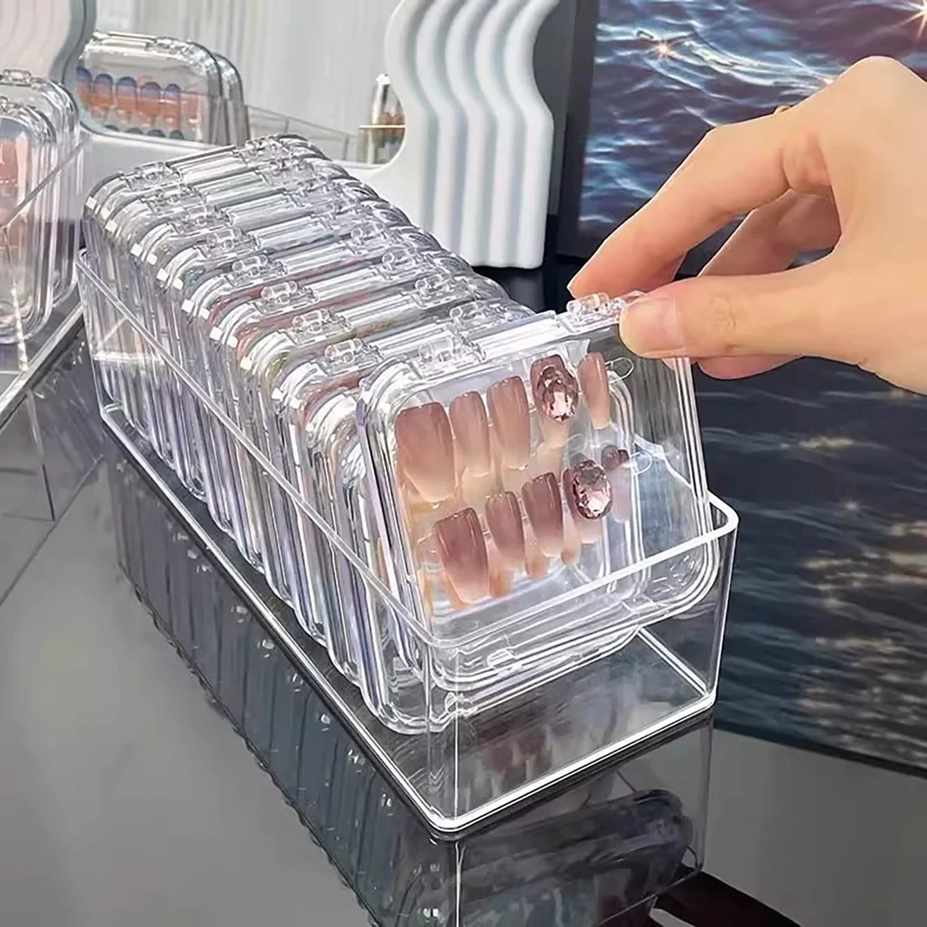 1PCS Hot Selling Transparent Acrylic Nail Storage Box Dust-Proof Travel Organizer For Salon False Nails Packaging And Display