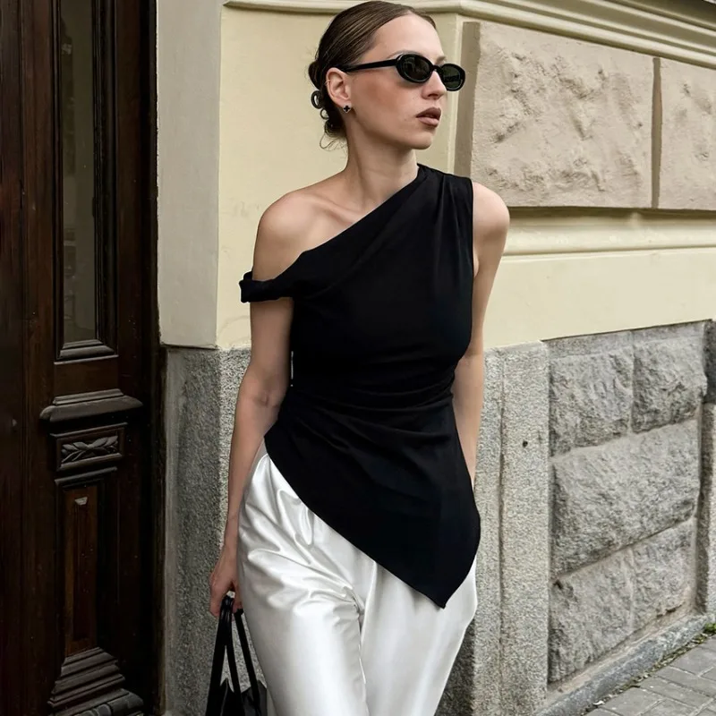 

Tsiisd Women's Black One Shoulder Asymmetrical Top Elegant Commuting Slim Casual Fashion Streetwear Solid Y2k Top Female 2026