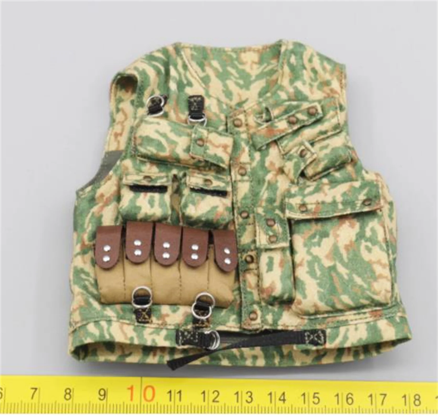 

Marsdivine RUS-044 1/6 Soviet Army Yellow Flower Camouflage - Tactical Vest Soldier Fit 12 Inch Action Figure