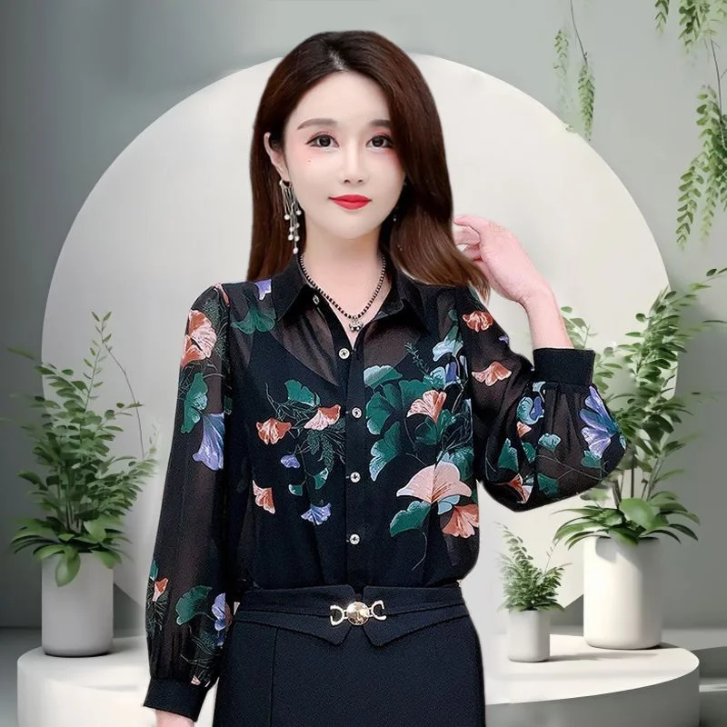 ملابس نسائية للربيع والصيف على قميص الأم الجديد والغلاف الجوي، قميص يقلل من العمر، قميص مطبوع أنيق وأنيق للسيدات