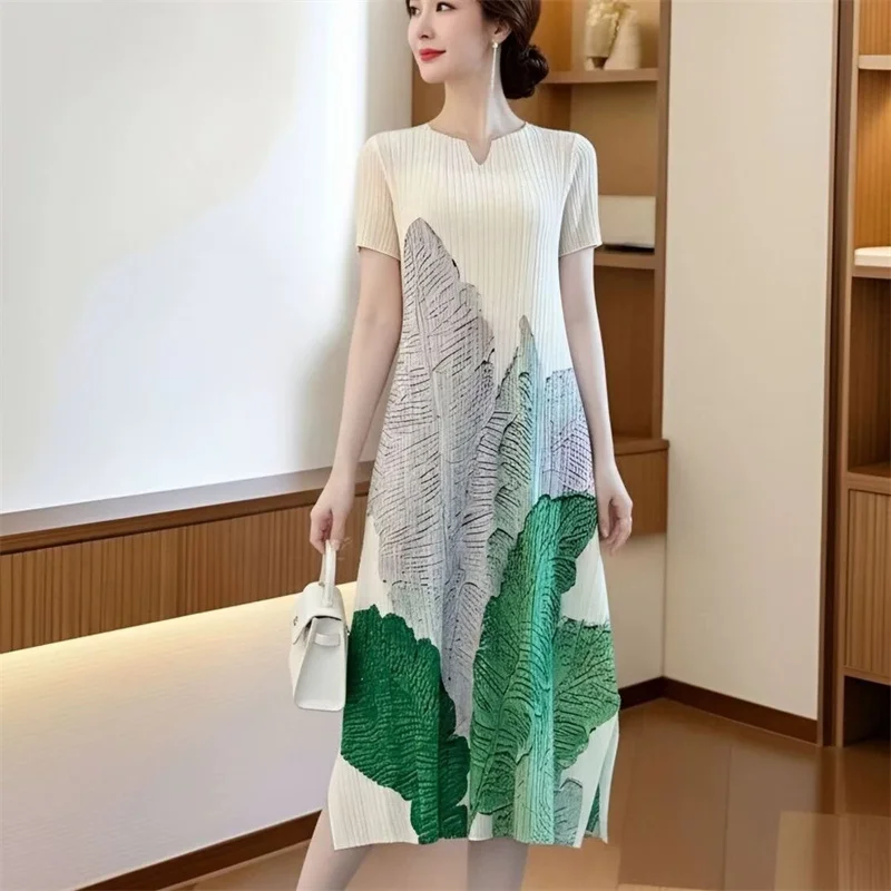 

Women's Dress New Spring and Summer Pleated Mother Dress Printed Short Sleeve Loose Plus Size Temperament Beautiful Loose Dress