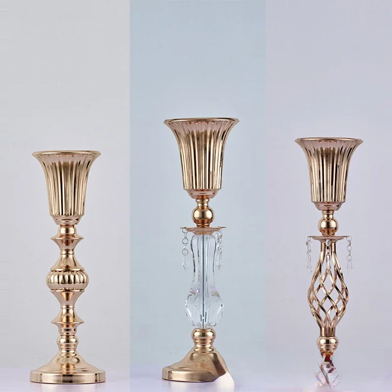 

Wedding room ornaments, goblets and flowers, wedding scene decorations, table arrangement, wedding supplies