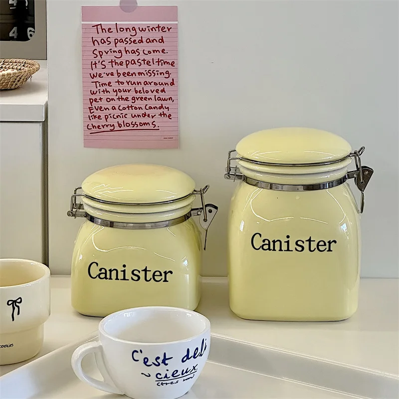 Cream Wind Household Snack Sugar Storage Jars Coffee Bean Storage Bottle Kitchen Storage Jar Ceramics Canister