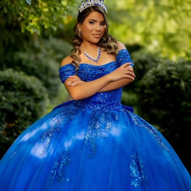 

Блестящее королевское синее платье Quinceanera с открытыми плечами, кружевное платье с кристаллами и длинным хвостом, с бантом, платья de 15, Quinceanera ﻿ Настроить