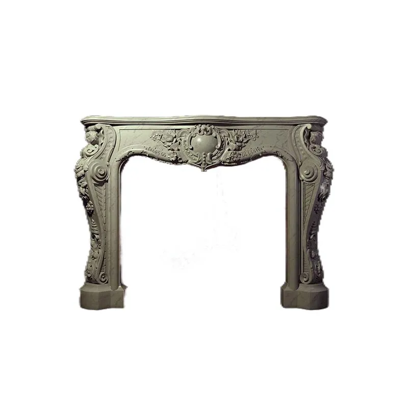 Sofisticato design del caminetto in marmo