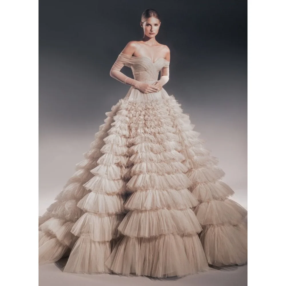 

Champagne Sweetheart Tiered Pleat Tulle Evening Dress Elegant Draped Floor Length Sweep Train A-Line Party Gowns Prom Dress