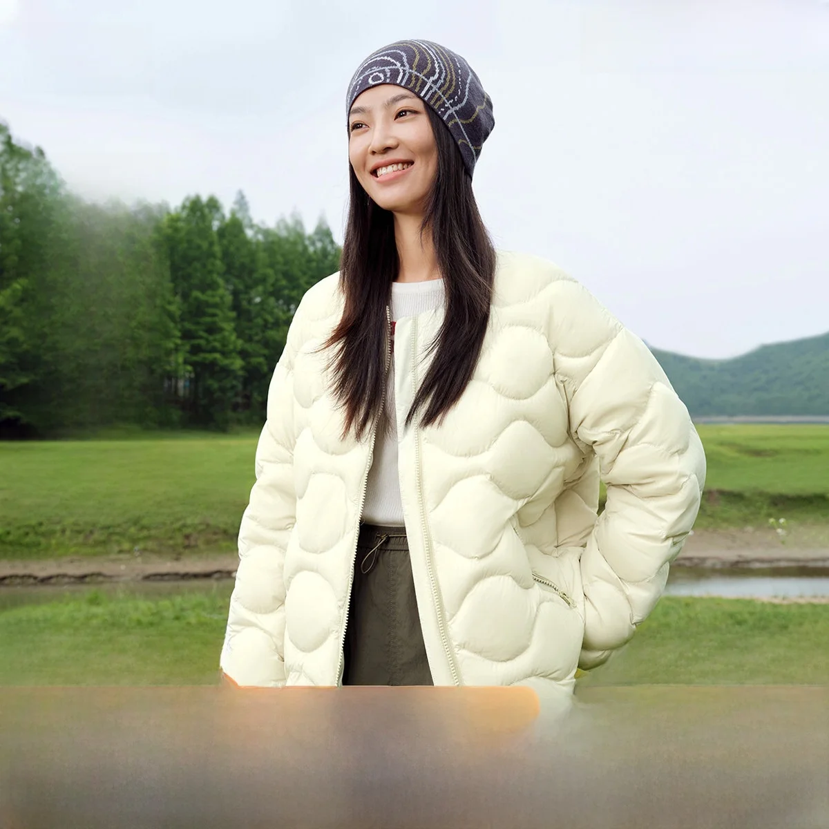 

Snowy Flight 2026 Spring New Women's ort round Ne down Jaet Gourd Pattern Soft Comfortable Faionable Artistic Commute...