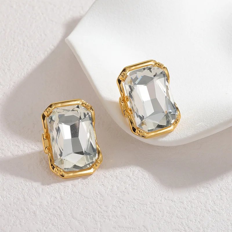 EILIECK Trendiges Funkelndes Kristall-Schmuckset mit Halskette, Ohrringen und Ring für Damen, Edelstahl, Goldfarben, Wasserdicht, Geschenkset – Detail 15