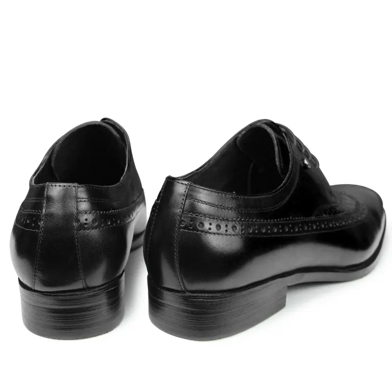 Scarpe fatte a mano con lacci intagliati modello coccodrillo Derby Brogue scarpe eleganti da uomo scarpe brogue firmate britanniche scarpe da banchetto