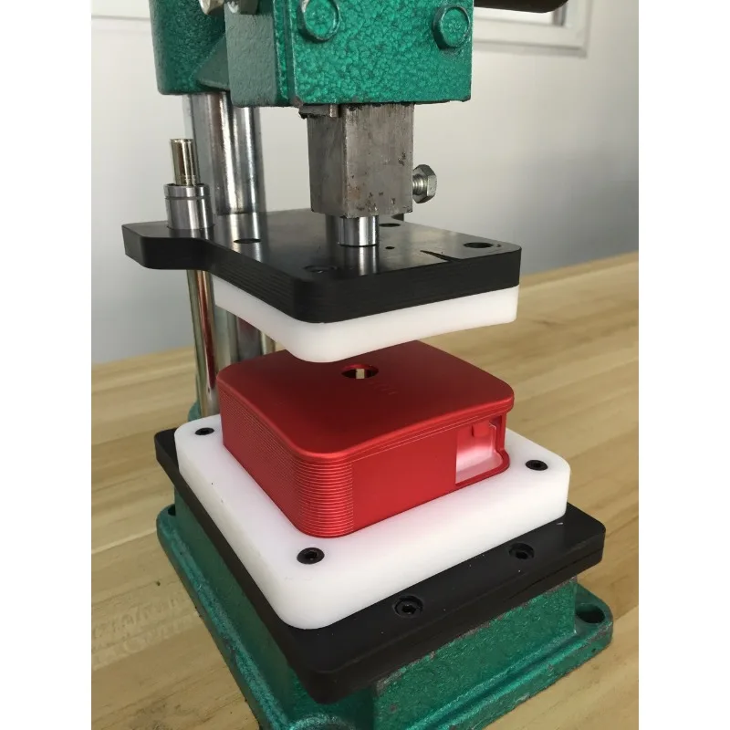 Intelligent power bank shell manual pressing fixture