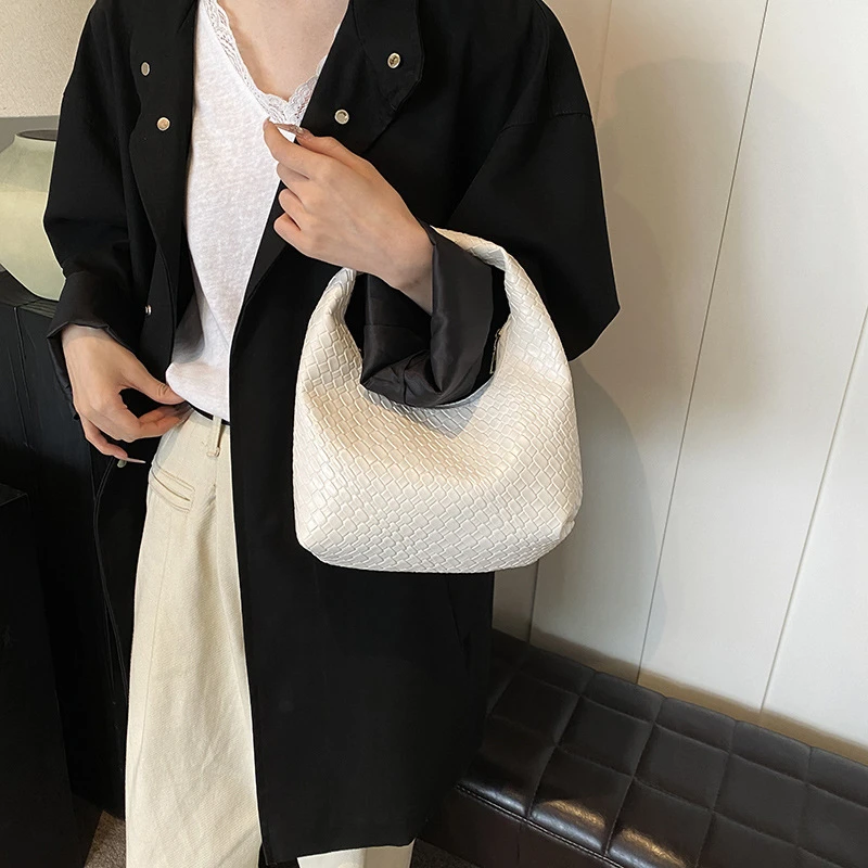 Fashion Woven Totes Women Handbag Large Capacity Soft Leather Underarm Bag Female Casual Shoulder Bags Commute Travel Big Bags