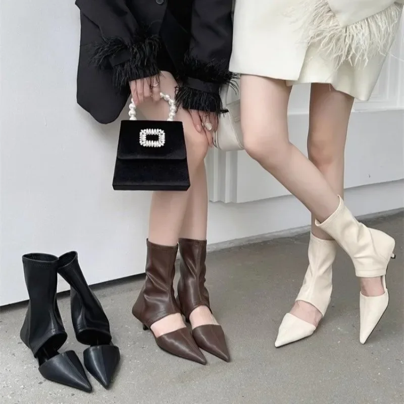 

Туфли-лодочки Новые женские эластичные туфли 2024 Дизайнерские женские слипоны Модные женские босоножки на низком каблуке с острым носком Ботильоны