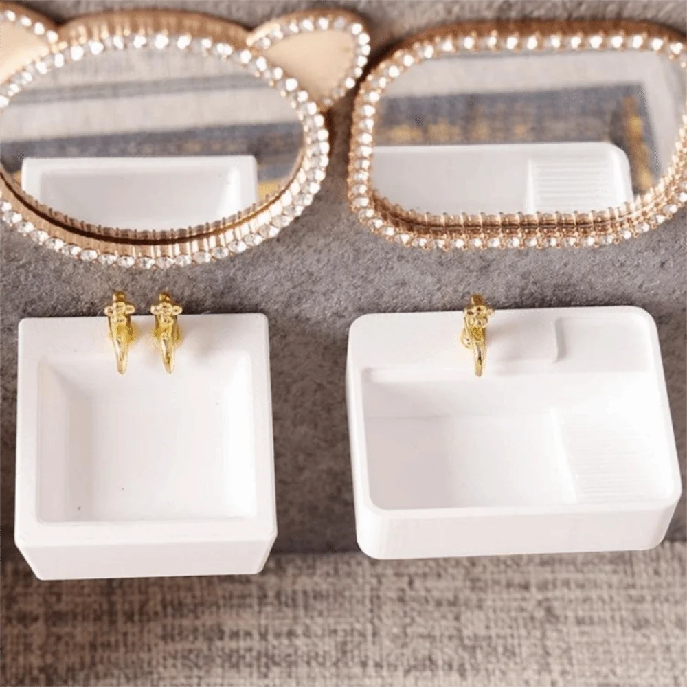 1/12 Dollhouse Bathroom Sinks White Golden Tap Dollhouse Wash Basins Model Furniture Bathroom Decoration