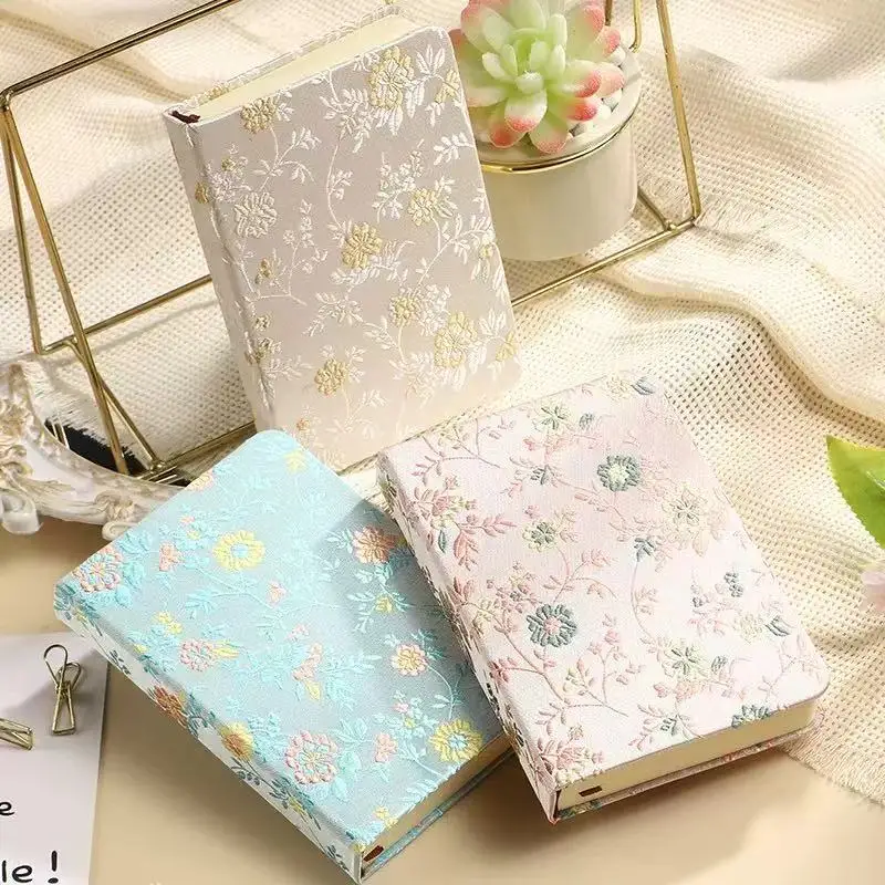 A6 Chinese Floral Brocade Notebook 256 Pages Vintage Embroidery Fabric Hardcover Journal Pocket Size Travel Diary Gift Notepad view 4
