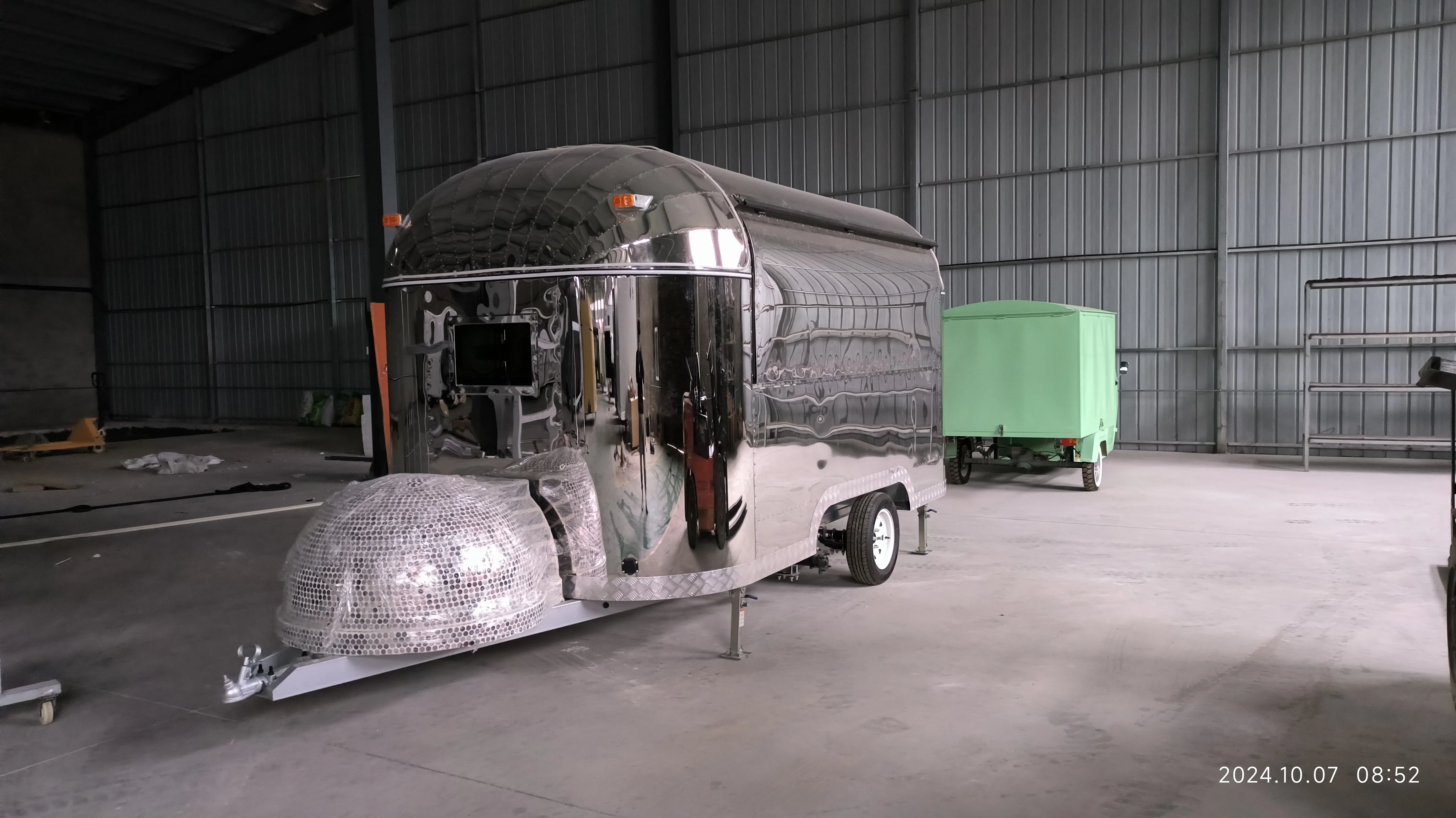 Customized Commercial Fully Equipped Store Mobile Food Truck Catering Trailer Hotels Fast Food Mobile Kitchen Bbq Trailers
