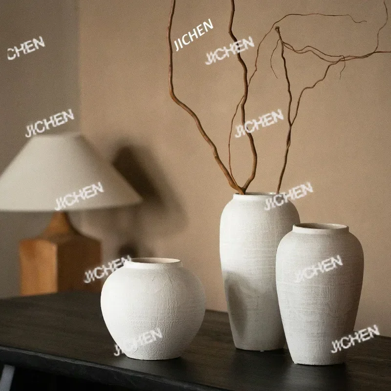 Hb Ceramic Vase Lig… - image