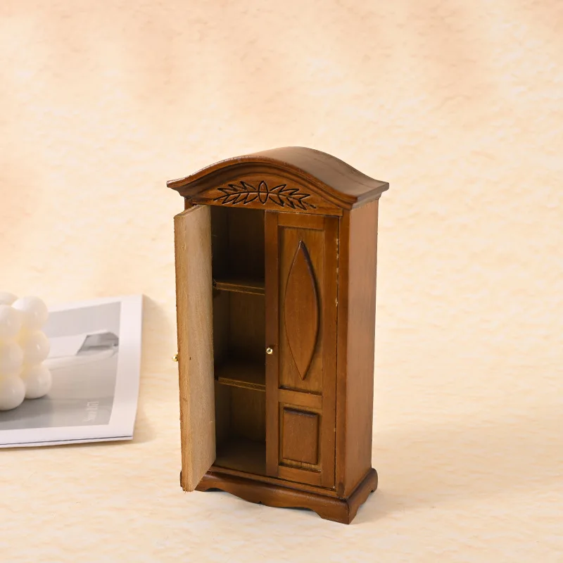 

1:12 Mini Wooden Wardrobe Carving Vintage Double Door Cabinet Dollhouse Decorative Furniture Simulation Decoration Home Decor