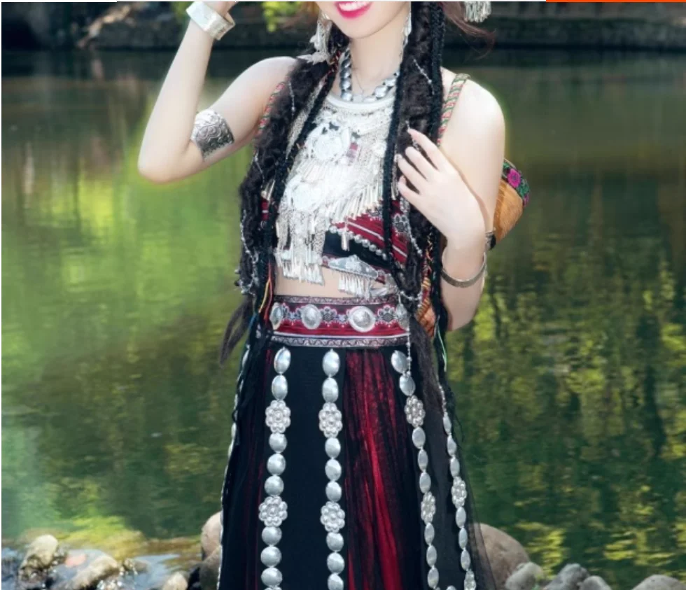 Chinese folk dance, Miao clothing, female ethnic style, heavy industry embroidery, strapless top, long skirt