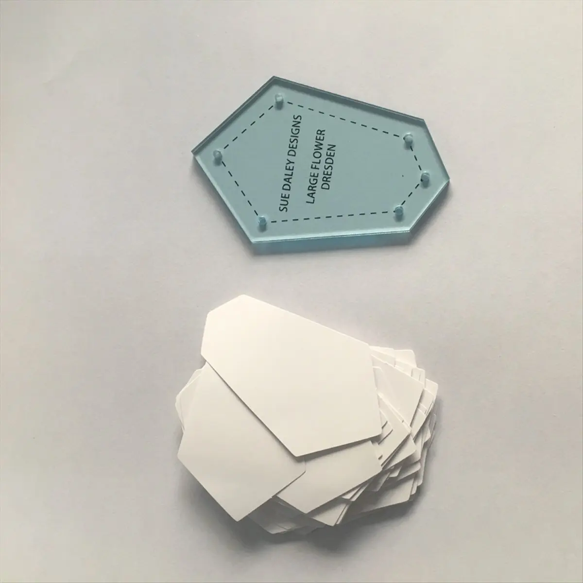 ABFW 300 Pieces Paper Patchwork Shapes Acrylic Quilt Template Quilting Patchwork Patchwork Craft Sewing