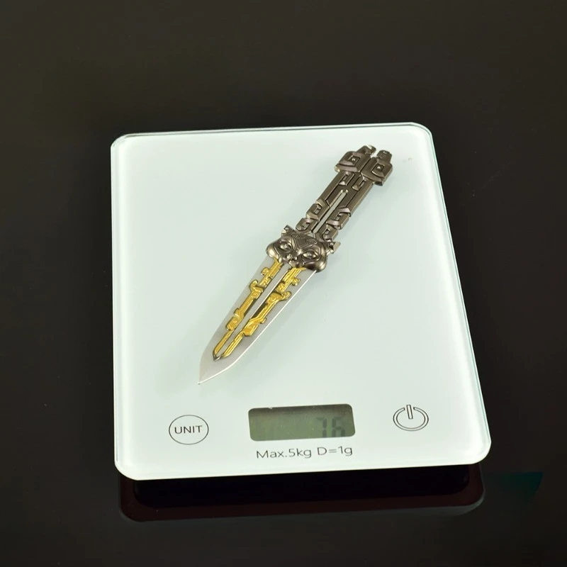 22 センチメートル/8.66 インチ デルタフォース ゲームをテーマにしたモデル メタル爪工芸品のおもちゃ 剣と武器の装飾品 デスクトップディスプレイ 男の子へのギフト