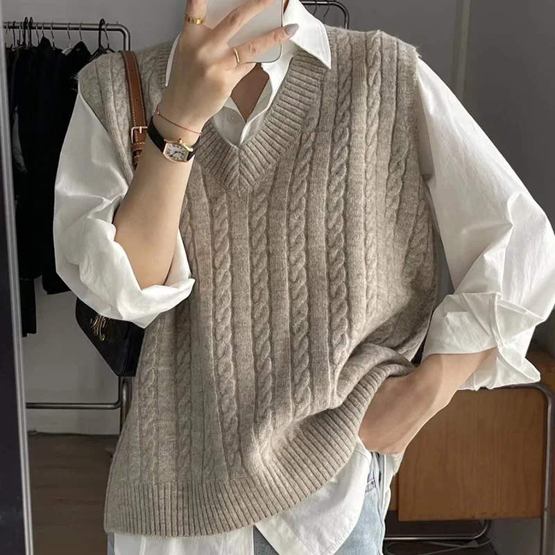 Sleeveless Sweater Twists Knitted Vest for Women Vintage Preppy Style Autumn Winter V-Neck Top Loose All-Match Waistcoat