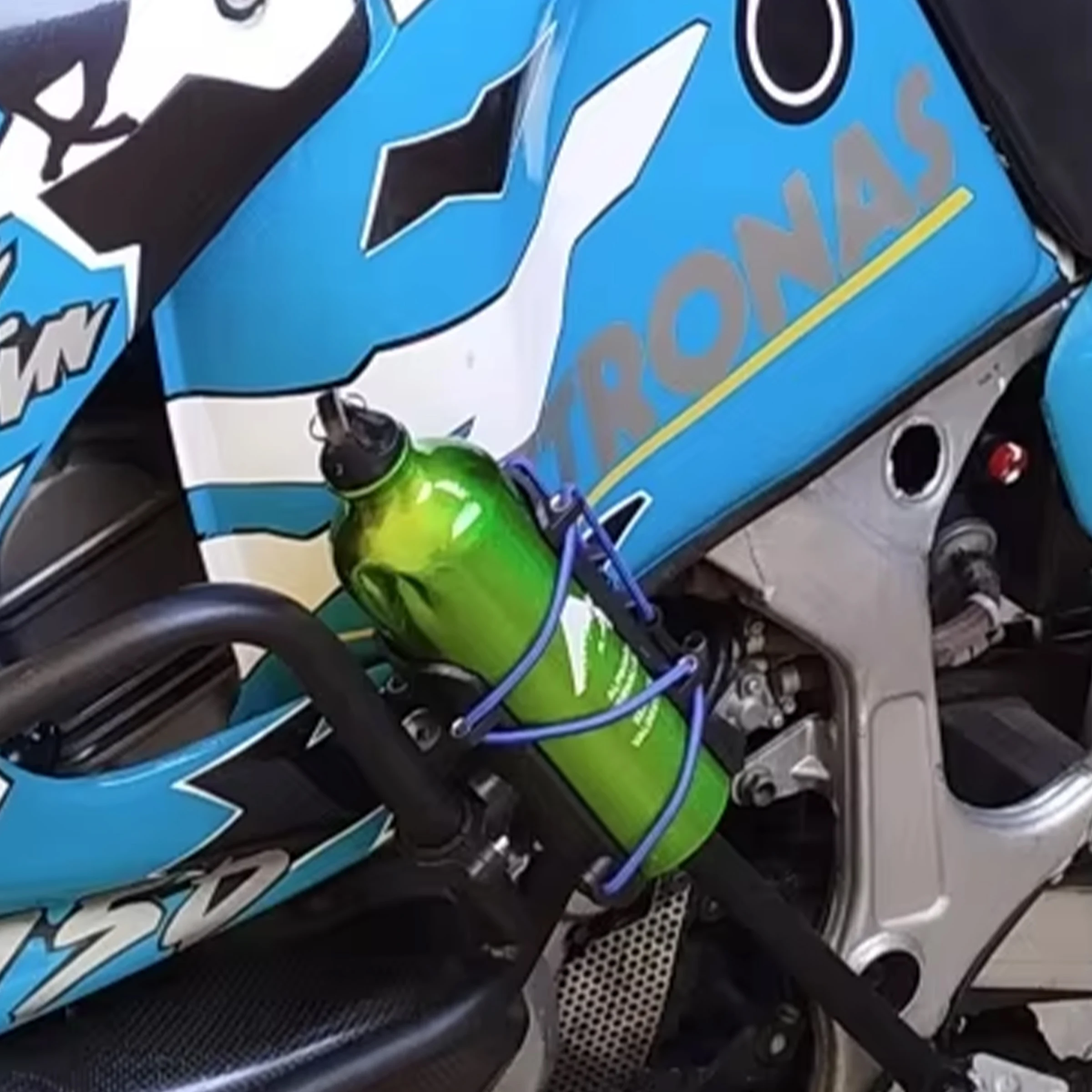 Motorcycle Water Cup Holder For BMW R1200GS R1250GS F750GS F850GS ADV F800 F700 G310gs For MT09 Tenere 700 TRK502 V-Strom 650 view 6