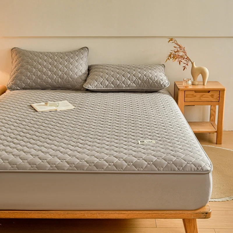 قطعة واحدة من واقي مرتبة القطن (غطاء الوسادة غير متضمن) ملاءة مبطنة متوفرة بأحجام متعددة: 90/120/135/150/180/200