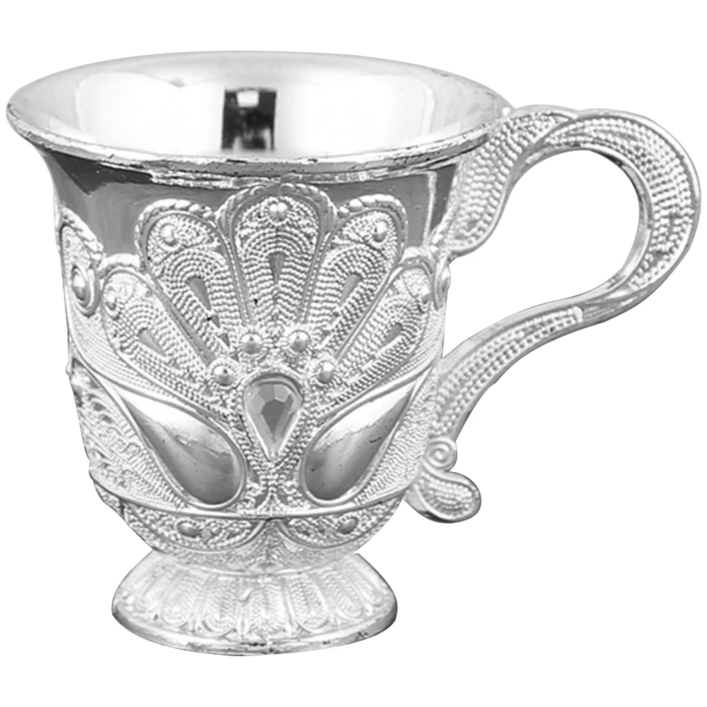 

European Style Goblet Retro Cups High End Alloy High End Cups Material Flower Design Suitable Beverages Glass