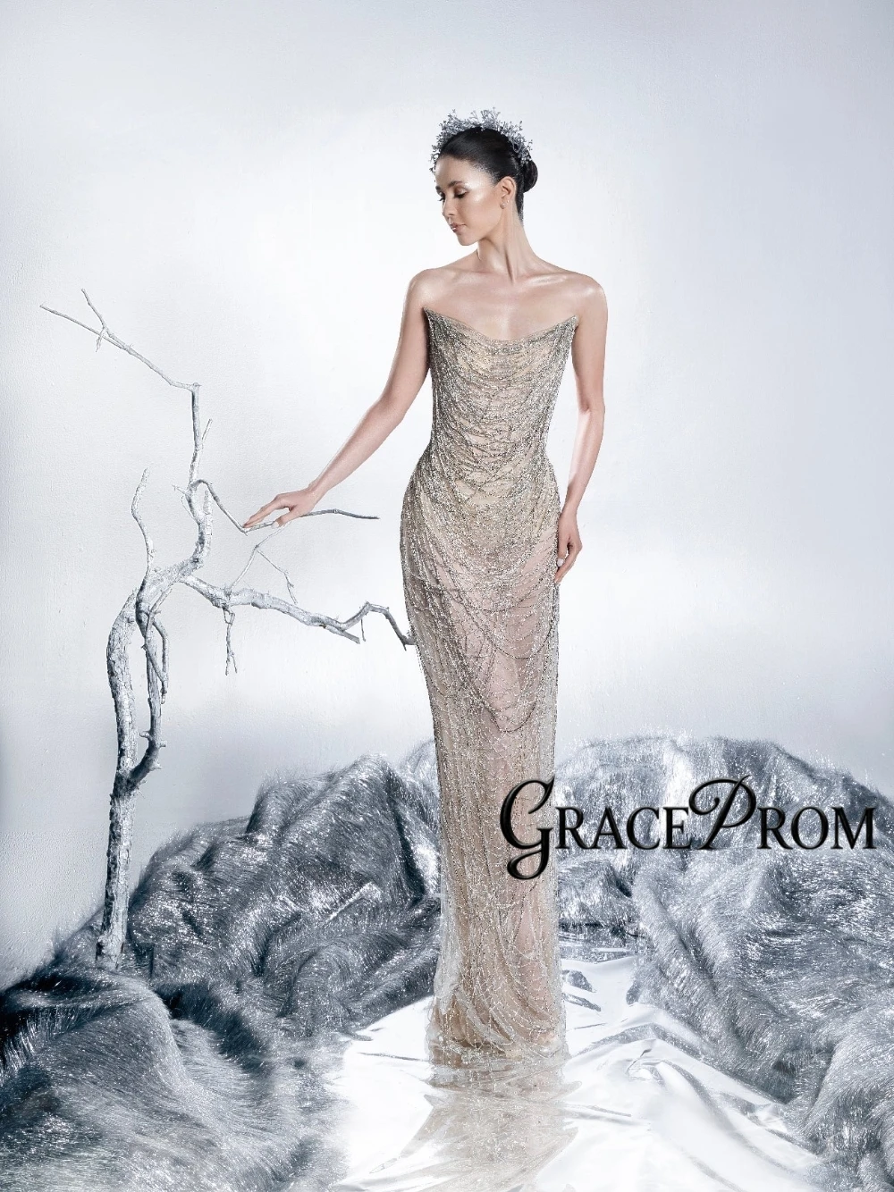Изысканное вечернее платье GRACEPROM с кристаллами и драпировкой, без бретелек, прозрачное, серебристое, сексуальное, для выпускного вечера, на заказ, для торжественных мероприятий