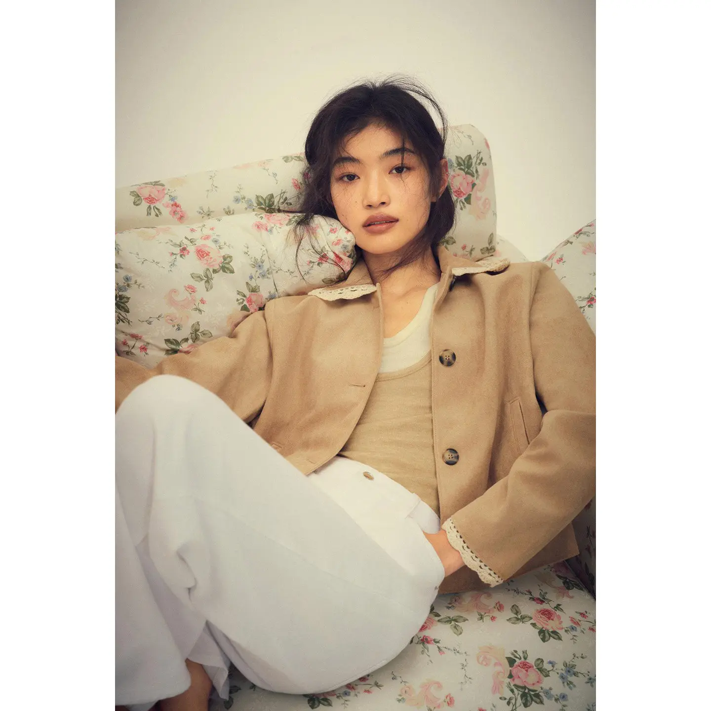 Spring 2026 New Women's Long Sleeve Lace Patchwork Embroidery Pocket Single Button Short Coat Commute Style Loose Fit Polyester