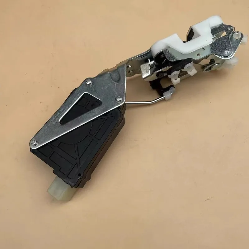 J51-6105010 Genuine 1pc Door Lock Block Assembly for Chery Kaiyi C3 C3R