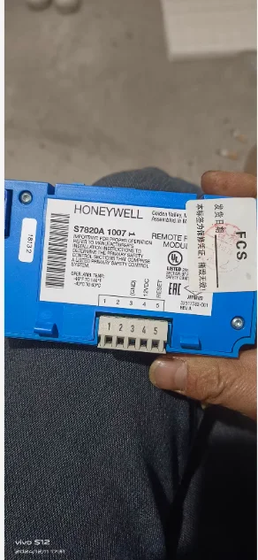 S7820A 1007 remote module, dismantling the excess inventory of the project, now it is on special offer, almost brand new.