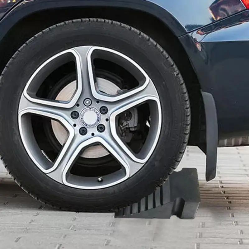 Heavy Duty Wheel Chocks Portable Rubber Tire Stopper Weight Sensing Wheel Wedge Garage Tire Stops Travel Trailer Accessories For